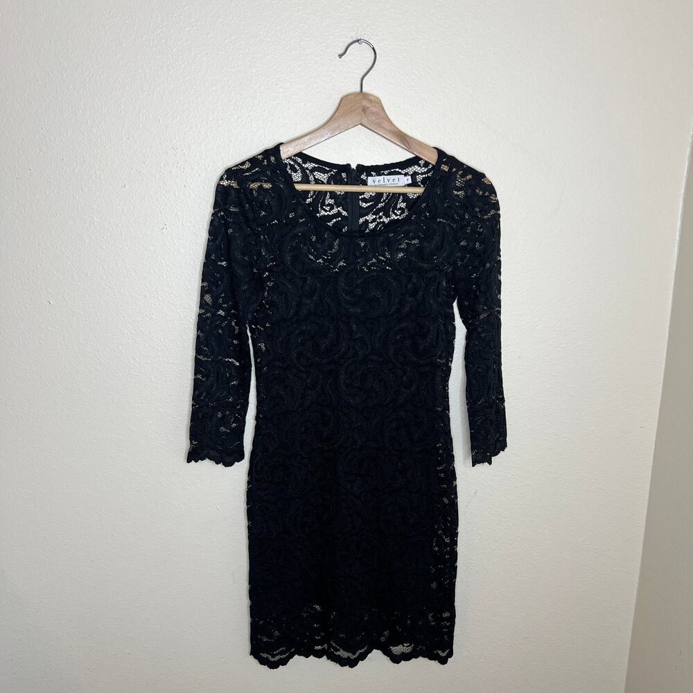 Velvet Black Lace Overlay Long Sleeve Dress Small